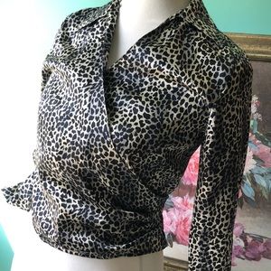 Eva Laurel 100% Silk Animal Print Wrap Blouse. Sz4